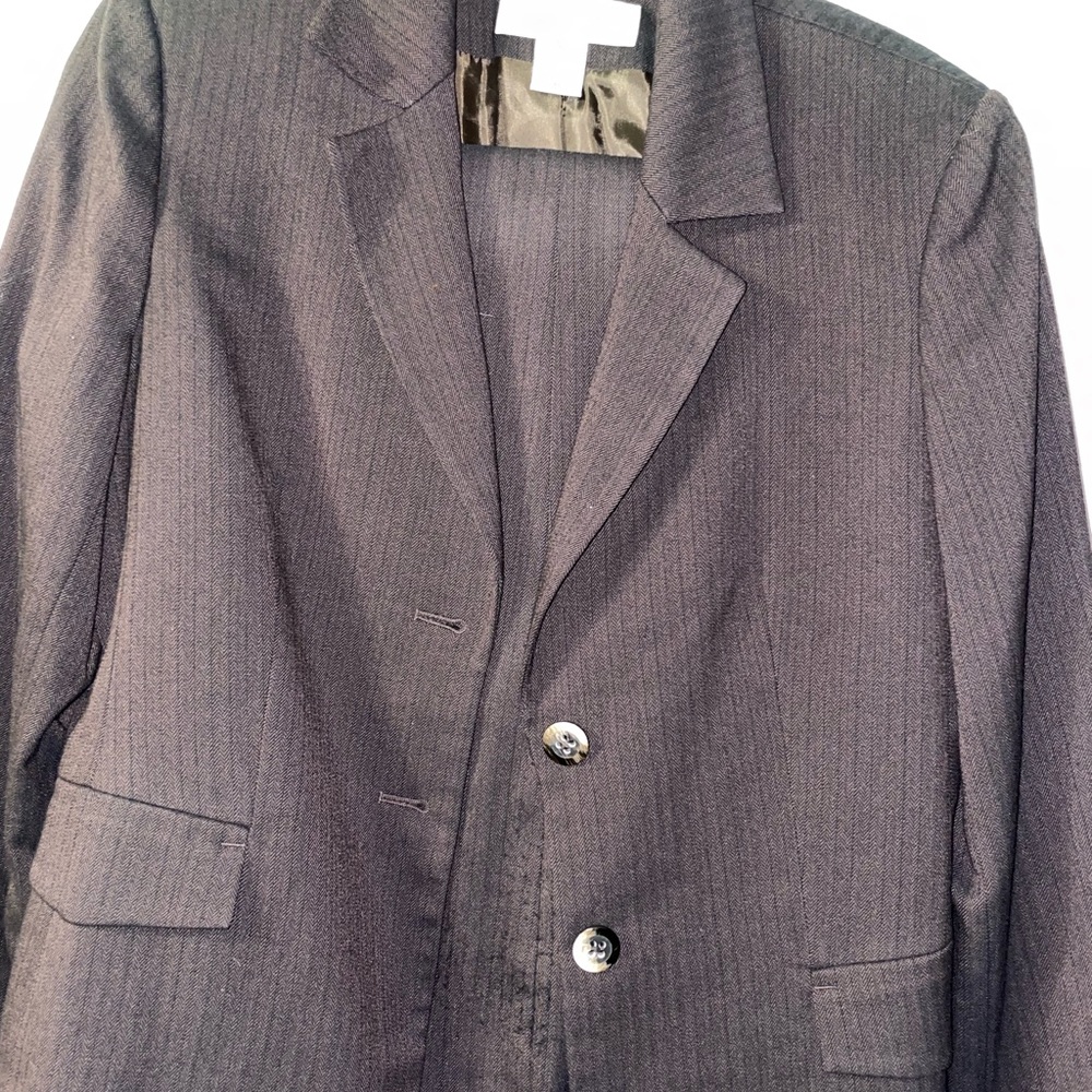 Women’s Pant Suit